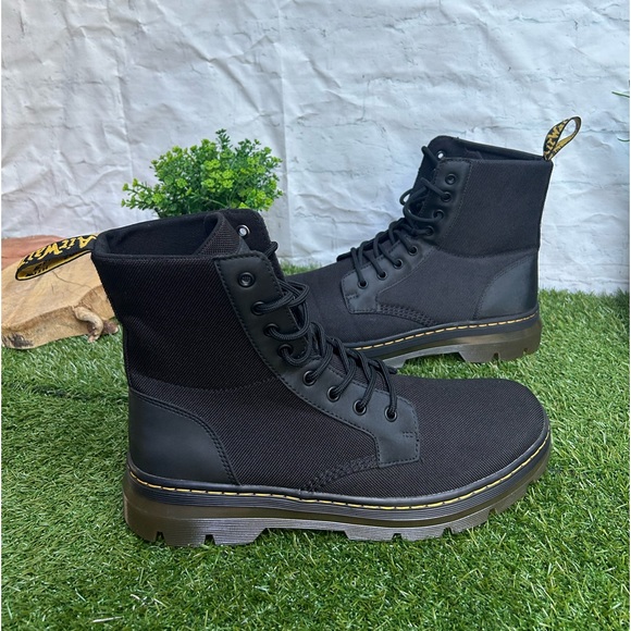 DR.MARTENS COMBS POLY
CASUAL BOOTS Black Extra Tough Poly+Rubbery men 10 unisex - Picture 11 of 17